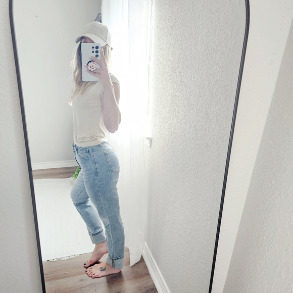 Judy Blue HR Cuffed Jeans No Distressing Vintage Wash Straight Regular Plus NEW - Picture 7 of 16